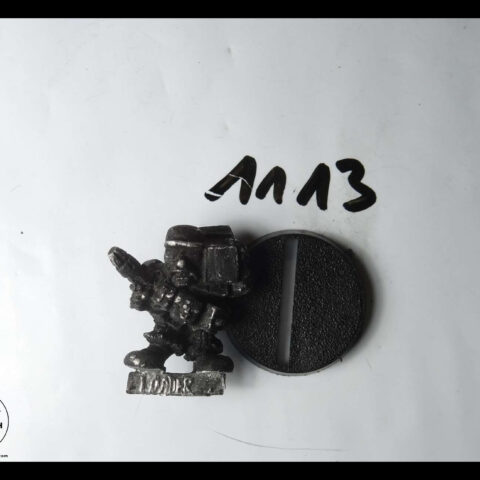40K METAL SQUAT LOADER WITH MAGAZINE LOADER GRIGG PLASMA PISTOL