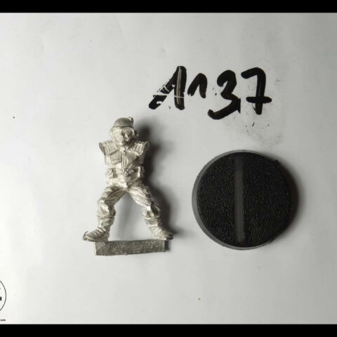 40K METAL ROGUE TRADER  IMPERIAL GUARD TROOPER 6