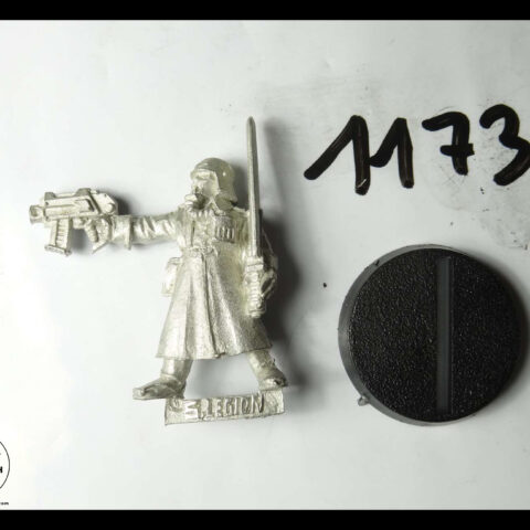 40K METAL IMPERIAL GUARD STEEL LEGION COMMANDER WITH POWER SWORD & PISTOL