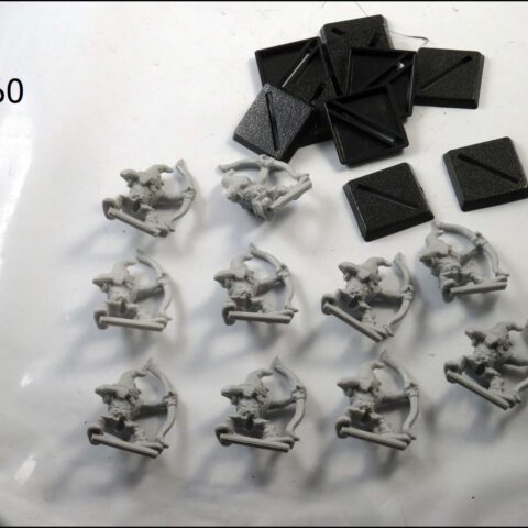 PLASTIC ORCS & GOBLINS 10 X NIGHT GOBLIN BOWMEN