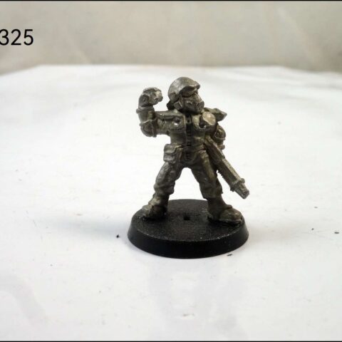 40K METAL IMPERIAL GUARD LAS GUN AND RESPIRATOR 2